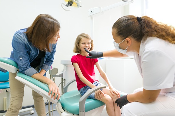 A Family Dentist&#    ;s Guide To Recovering From Tooth Extraction